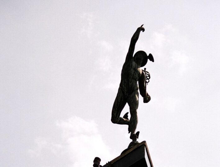 Mercury statue 1 e1536225142575