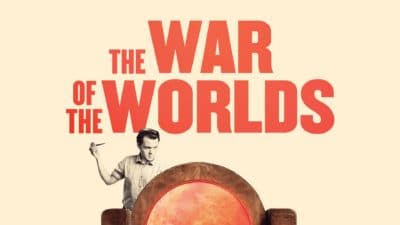 War of the Worlds - Title Text and a black and white image of a man on top of an old fashioned radio