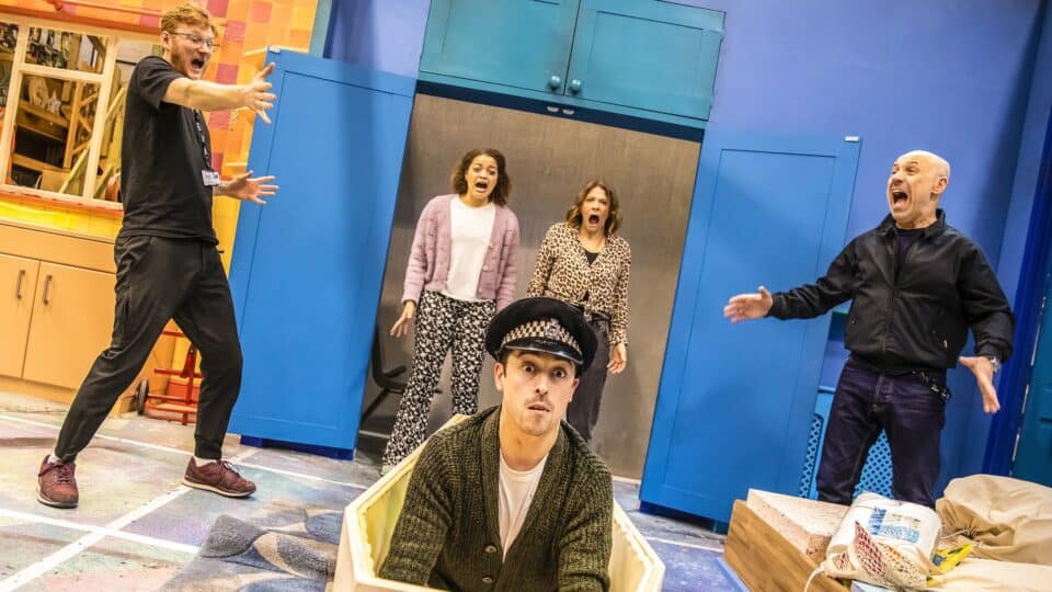 Full Company They Dont Pay.. Photo by Pamela Raith
