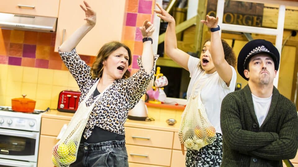 Laura Doddington Tesni Kujore Marc Pickering They Dont Pay.. Photo by Pamela Raith