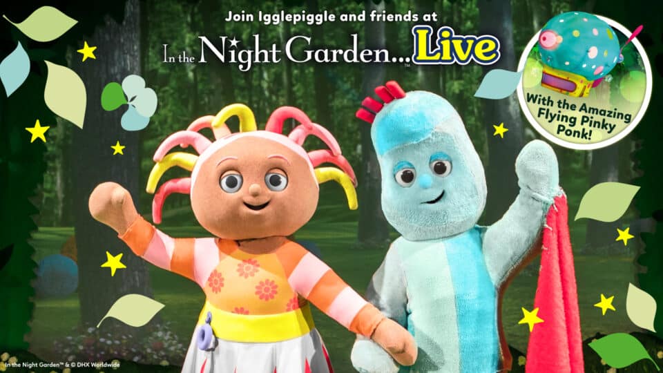 Characters from In the Night Garden waving to camera.