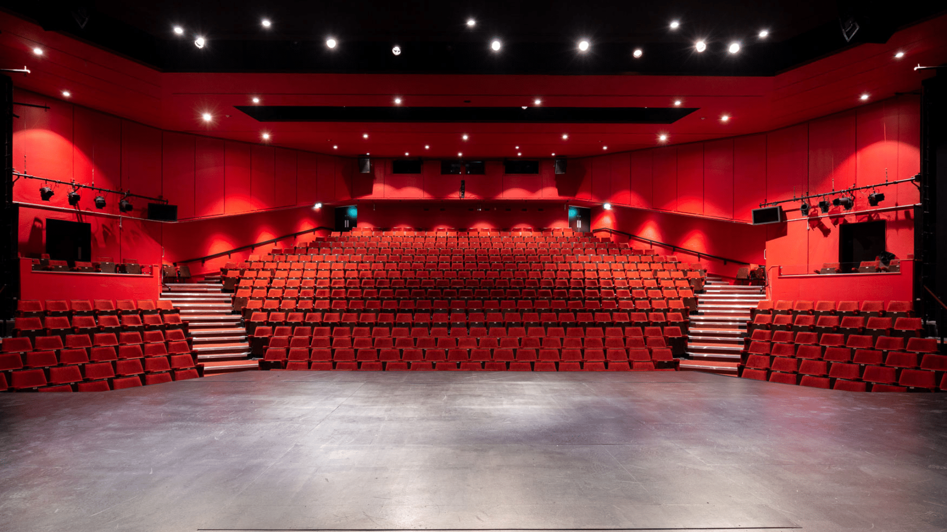 Main house auditorium 2